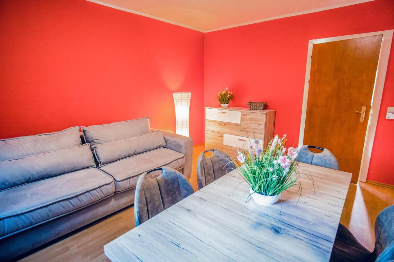 Apartment Rheinterrasse 1 *